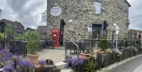 Henblas Hotel - Parkering