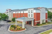 SpringHill Suites des Moines West - Parkplatz