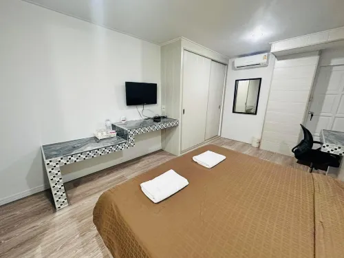 Pandinthong Apartment