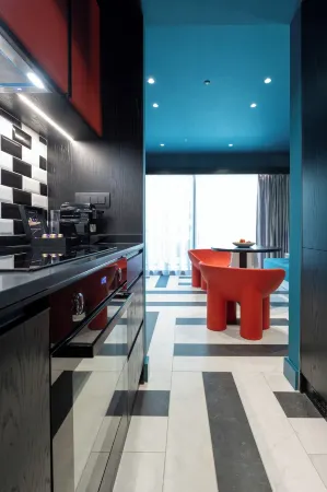 The Pal Living in a Concept