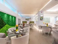 Hotel Gardenia Sorrento, Ascend Hotel Collection Отели рядом с достопримечательностью «Пляж Леонеллис»