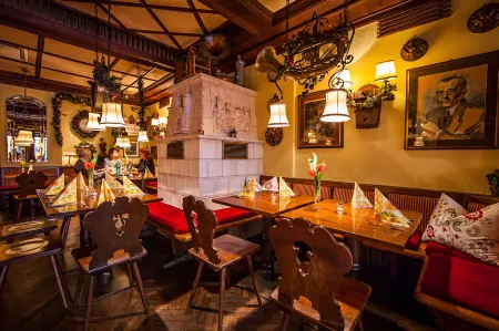 Hotel-Restaurant Hackteufel Отели рядом с достопримечательностью «Библиотека Гейдельбергского университета»