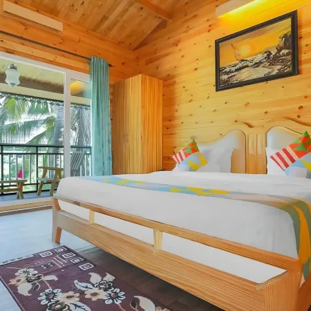 Casa Seaesta Beach Cottages and Suites