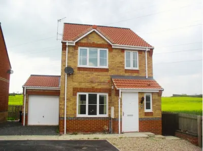 3 Bed detached a hop skip and a jump from Tesco Supermarket Hotels near Kynren