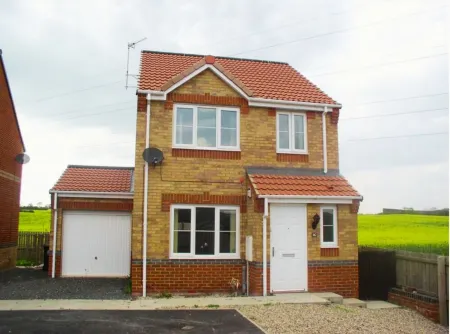 3 Bed detached a hop skip and a jump from Tesco Supermarket