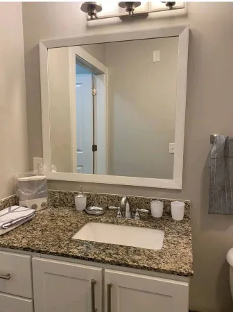 Cozy 1 bedroom with courtyard pool view