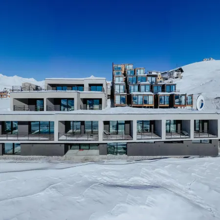 Quadrum Hotel