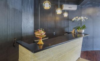J Hotel Kuta