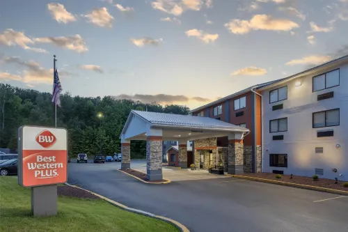 Best Western Plus Executive Inn - parking