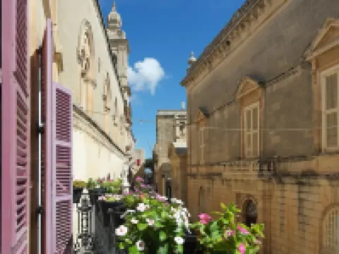 Mdina Main Square Duplex in City walls•Unique Balcony with Cathedral &City Views Hotels in Mdina