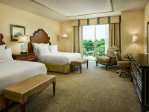 Woolley's Classic Suites Denver Airport Hotels in Aurora