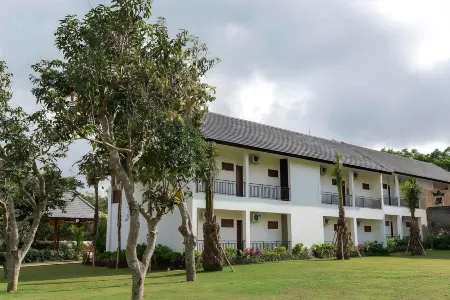 Ratan Uluwatu Hotel and Villas