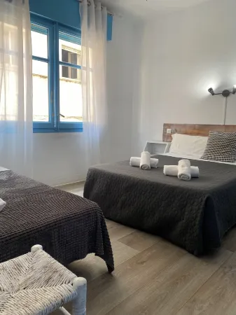 Hotel & Restaurante Bergantí Отели в г. Тосса-де-Мар