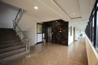 Adyar Plaza Inn by Rak Rooms, Mangaluru فنادق في Dakshina Kannada