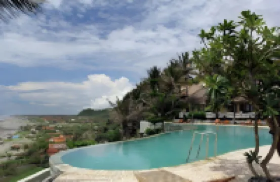 Queen of the South Resort - Family