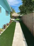 Lovely 2 Bedroom with a Pool