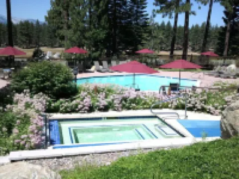 Family Fun Getaway - 3 Story Condo Hotels in Zephyr Cove–Round Hill Village