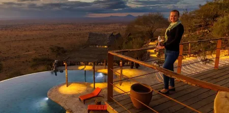 Soroi Lions Bluff Lodge Отели в г. Муотейт