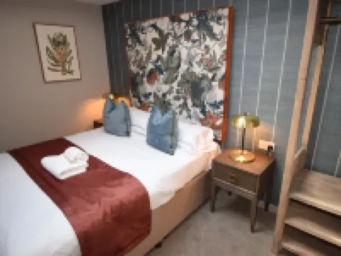 Elphinstone Hotel Hotels in Biggar