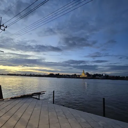 Sabai Sabai House Koh Kret Отели рядом с достопримечательностью «Остров Ко Крет»