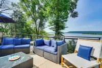Maiden Rock Cottage w/ Fire Pit & Lake Pepin Views - 3-Star