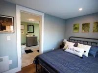 Back Bay Tuckaway Hotels in Wolfeboro