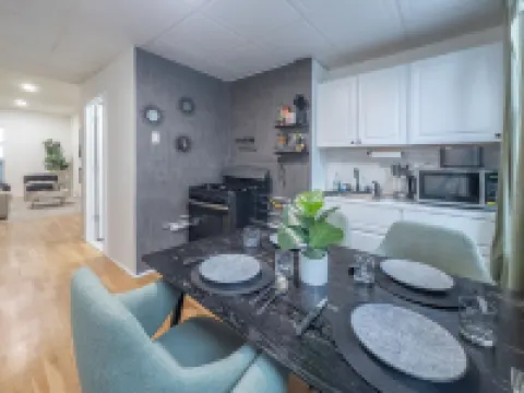 Calm Cocoon by the Train+We Pay Half Your Parking, Sleeps 6! 20% OFF 7 days