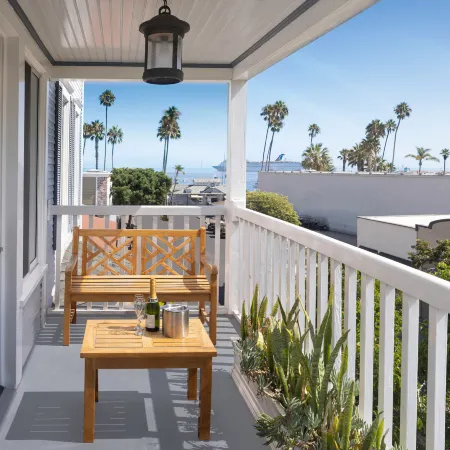 Catalina Island Inn