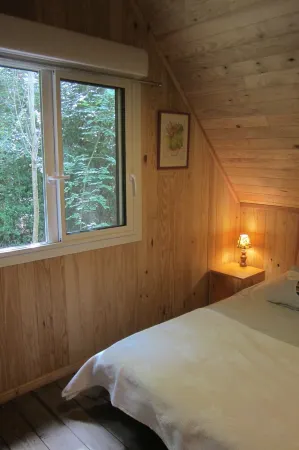 Chalet on the edge of a wood for a nature break! Pets welcome!