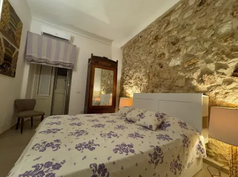 L'Escalier, in the Heart of Baroque Noto