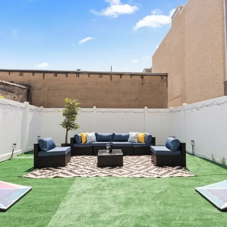 NEW! 3BR/2.5 Bath/15min-NYC /5min-PATH Train, Yard, Gameroom, Parking- SLEEPS 12