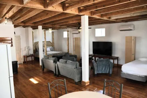 The Sanctuary Suite @ Burnside