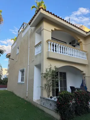 Beautiful villa sea view Hotels in 