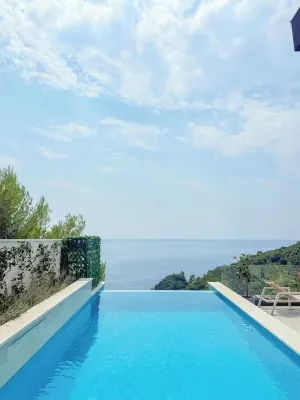 4-bedroom Villa in Budva w/ Private Pool & Sauna Hotels in 