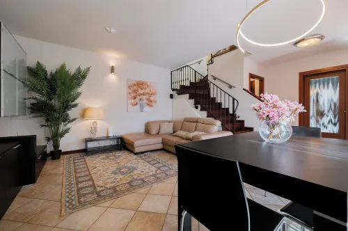 Iaio's Home - Design Home, Netflix & Wi-Fi Hotels in Gorizia