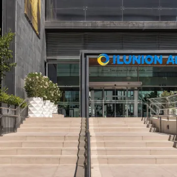 Hotel Ilunion Atrium Отели рядом с достопримечательностью «Линейный город»