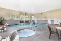 Best Western Concord Inn  Suites Hotels in Hooksett