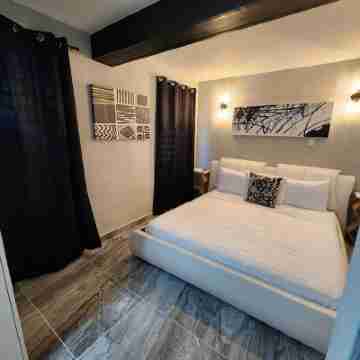 Charming 2-bedroom house in the heart of the city of Fajardo, PR with WiFi, AC Rooms