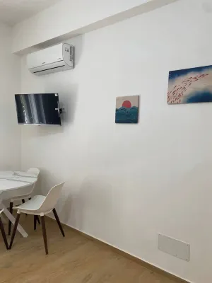 House a stone's throw from the sea in the center of Capo D'Orlando Hotels in Capo d'Orlando