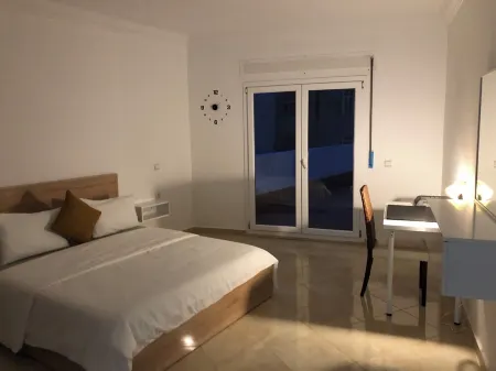 Nice apartment with terrace in the city center. Отели рядом с достопримечательностью «CTM»