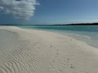 Exuma Luxury Ocean VIew 5Bd 4ba House with Pool, Pickle Ball Court, & SUV Hotels in Michelson