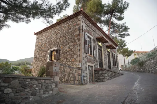 Galinos-traditional house B