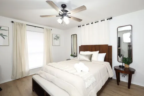 Charming 2-bedroom home in amazing Sherman