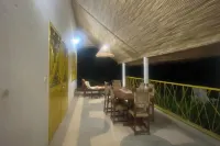 Villa Kassoumaï-Pool and beach, sleeps 8/10. 캡 스컬링 호텔