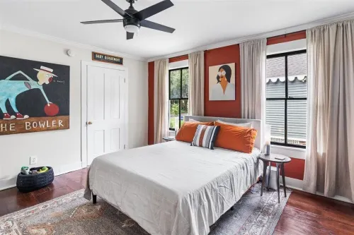Stylish Historic Cottage 5 Min Walk to Downtown Mobile