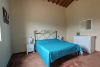 Villa Bella Lisa in Chianti with Pool+Jacuzzi! Hotels in Cavriglia