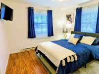 Cozy Modern Townhome in Unbeatable Chesterton Location Hotels in Chesterton