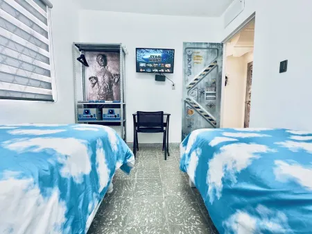 Live Star Wars in Comfort and in the Heart of the City!