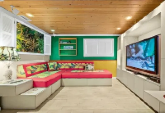 Romantic Couples Beach Getaway ,with private beach, hammocks and umbrellas