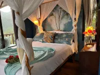 Your Private Love Nest with Stunning Mountain Views, Infinity Pool, Sauna Hotels in Valencia